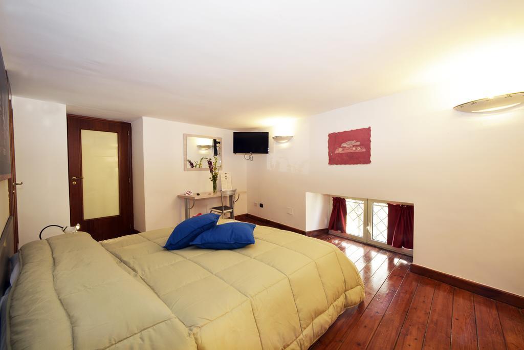 Italia Apartment Неаполь Екстер'єр фото