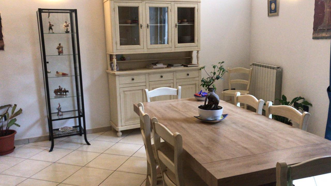 Italia Apartment Неаполь Екстер'єр фото